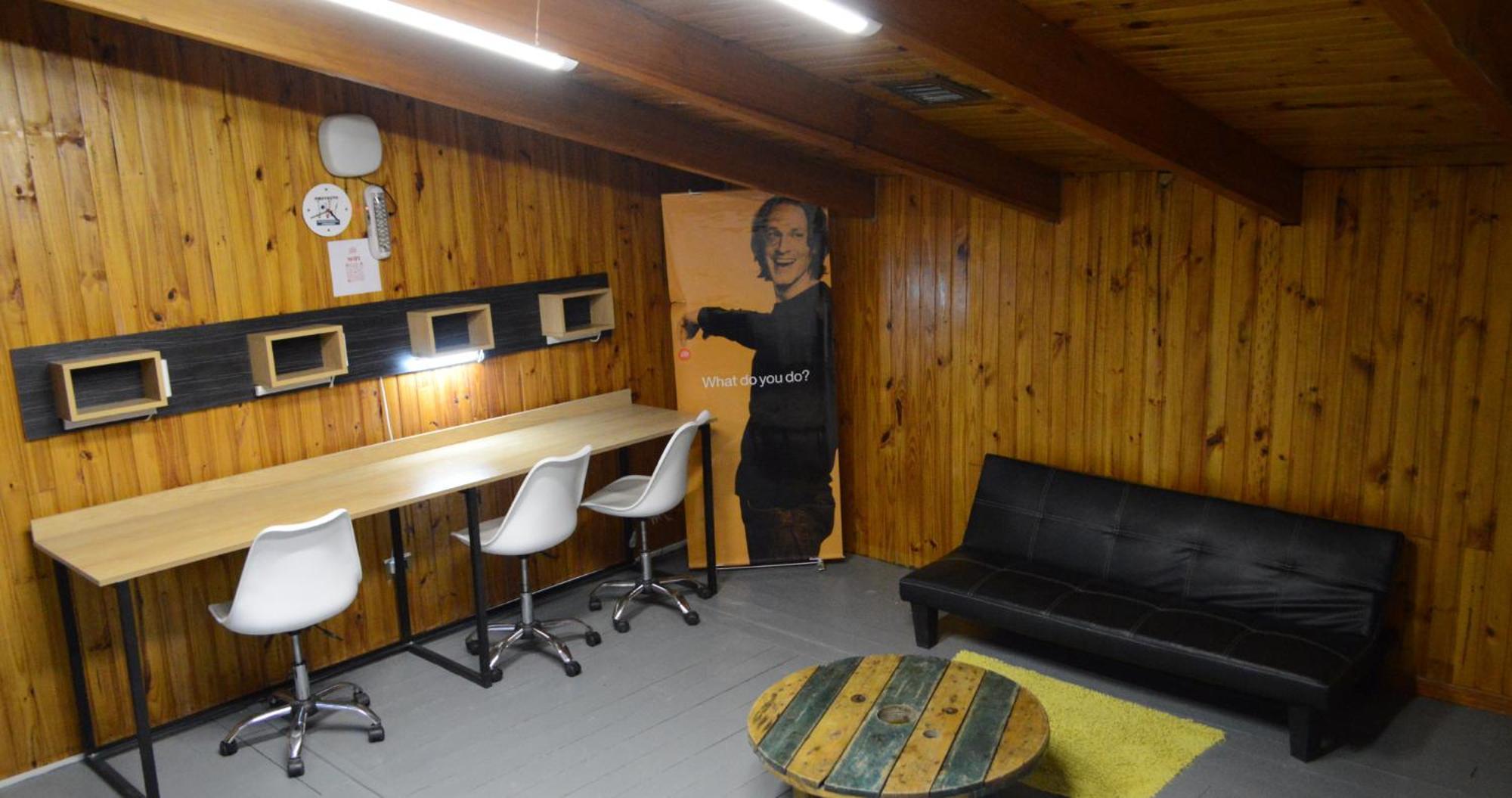 Anum Hostel